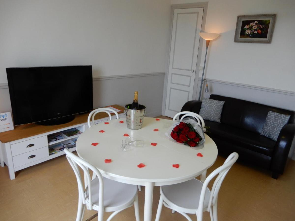 Caprices De Mer Appartement Avec Grand Balcon Et Vue A 300 M Plage, Apercu Mer, Lit Queen Size, Mers Les Bains Le Treport , Petit Dejeuner En Option, 2 Velos Fournis 外观 照片