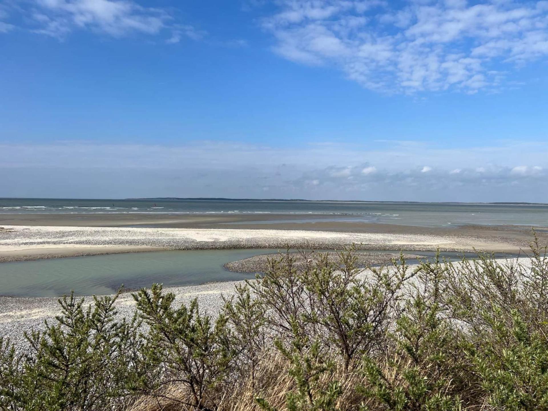 Caprices De Mer Appartement Avec Grand Balcon Et Vue A 300 M Plage, Apercu Mer, Lit Queen Size, Mers Les Bains Le Treport , Petit Dejeuner En Option, 2 Velos Fournis 外观 照片